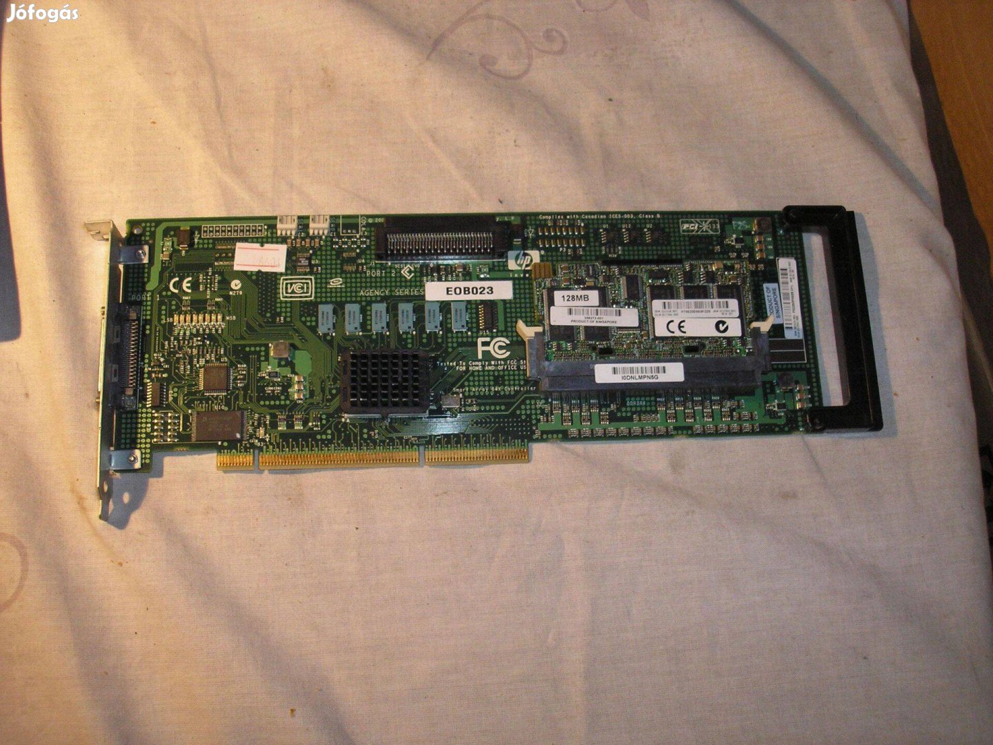 6604 HP szerver Ultra 320 SCSI vezérlőkártya 68pin 128mb cache 305415-