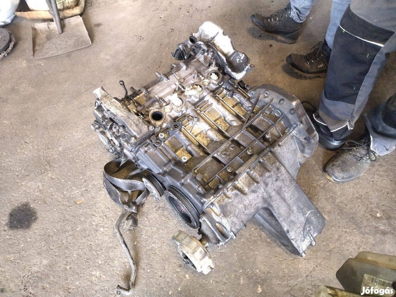 668942 kódú Mercedes w168 A 170 CDI motor