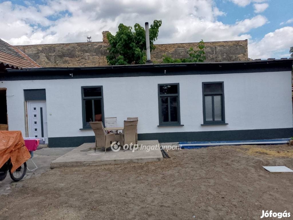66 nm-es ház eladó Kiskunlacháza