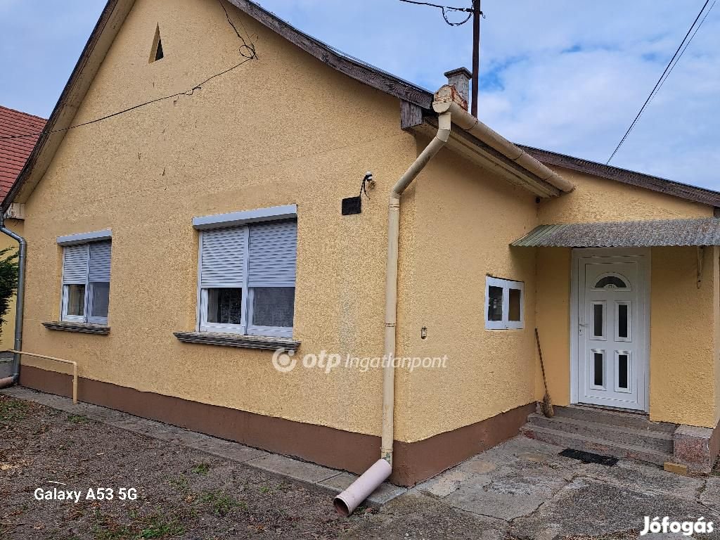 67 nm-es ház eladó Gyula