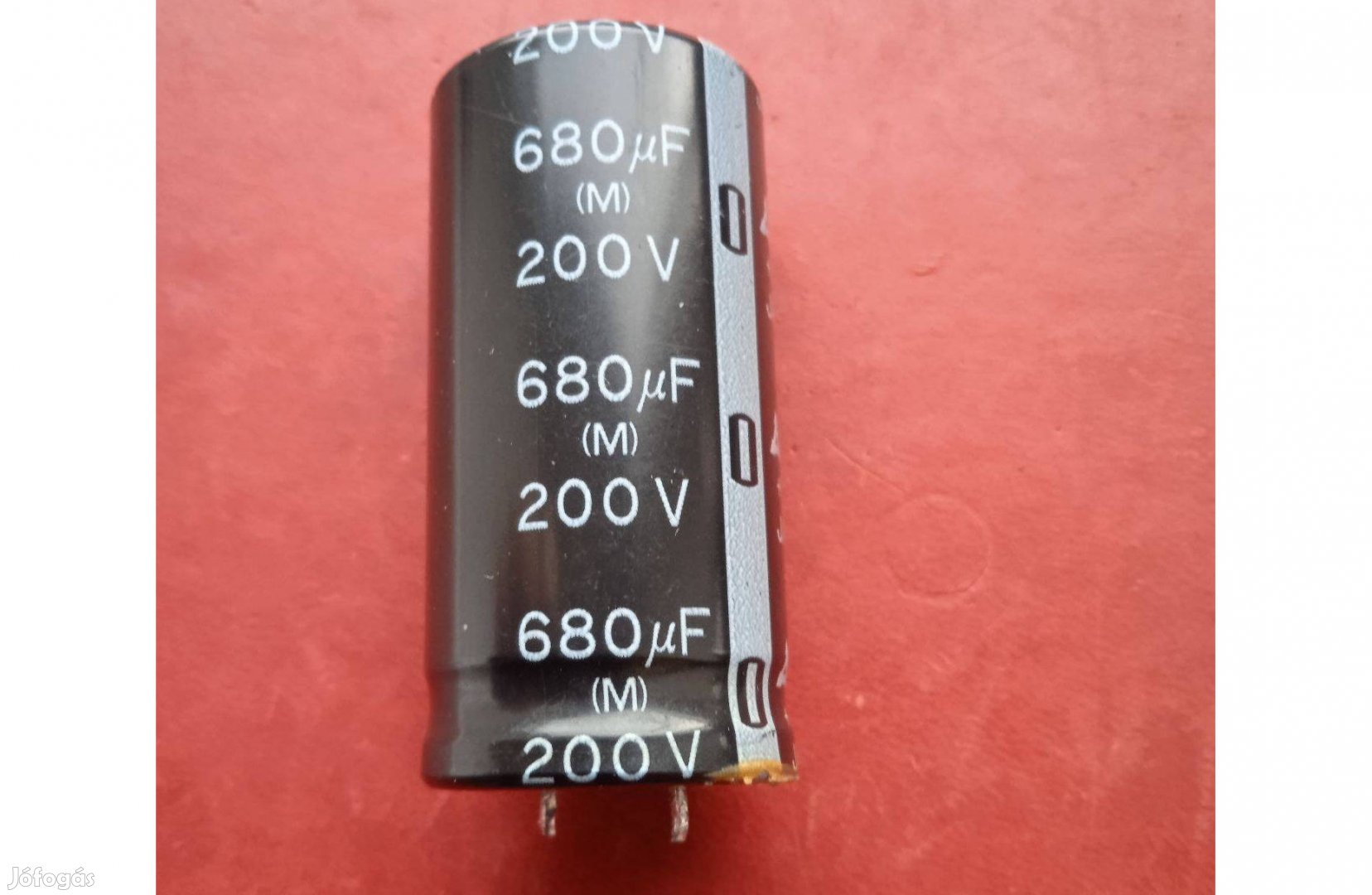 680 uF , 200 V Mishubishi kondenzátor , snap-in , 51 x 21 mm.,