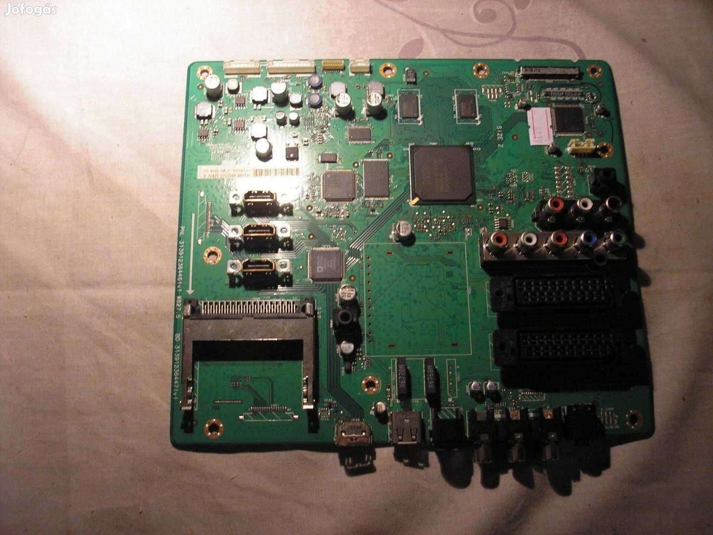 6819 sérült Philips mainboard PNL 313912364461v1 W827.5 BD 31391236447