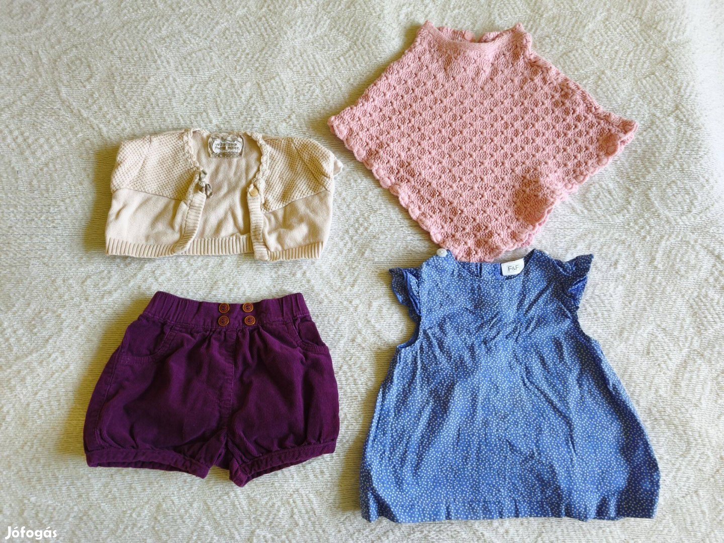 68-as lányka holmik