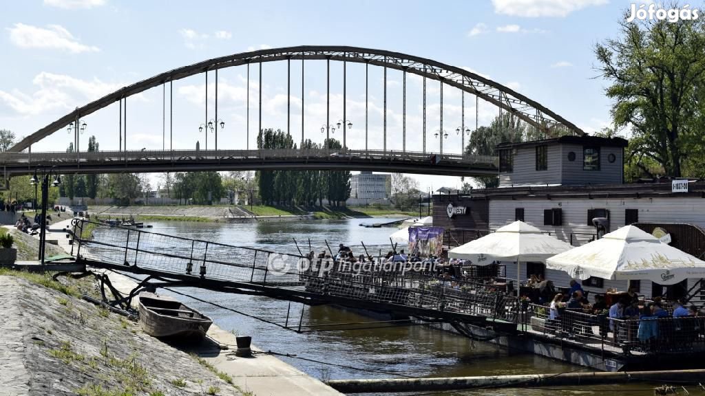 68 nm-es lakás eladó Győr