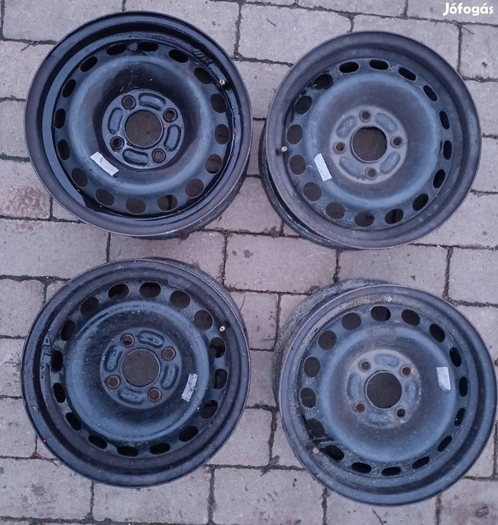 6Jx15 4x114.3 15" 67.1 mm Mitsubishi Kia Hyundai acélfelni felni