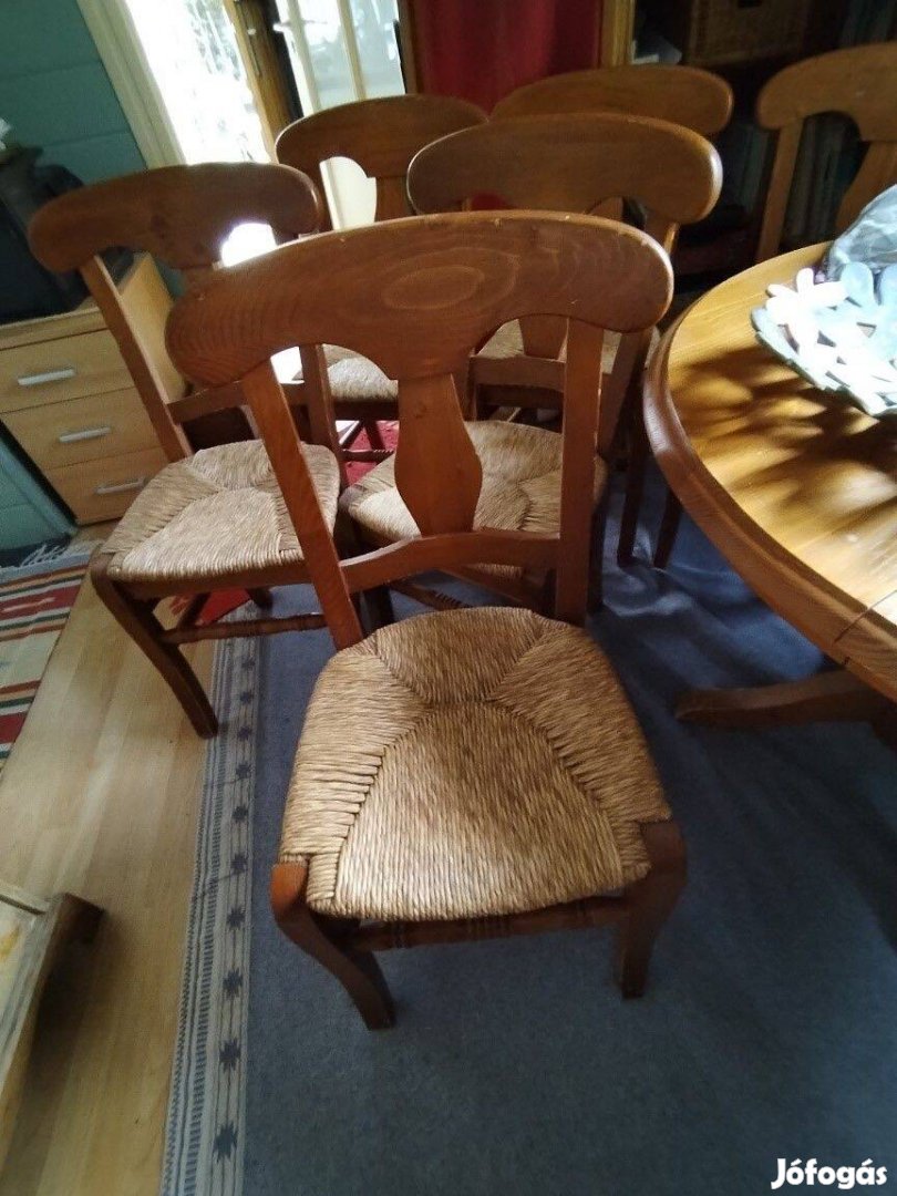 6 Szép falusi szék