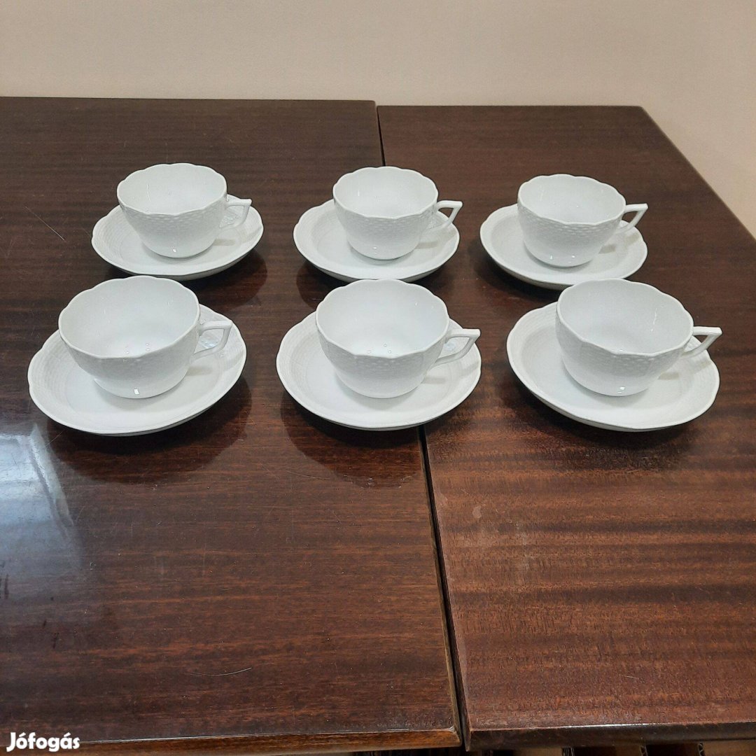 6 db Fehér Herendi porcelán teás csésze alj eladó!