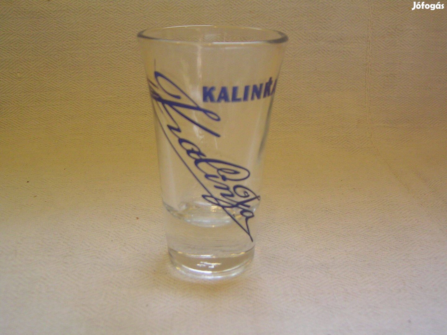 6 db Kalinka vodkás pohár 9 cm magas