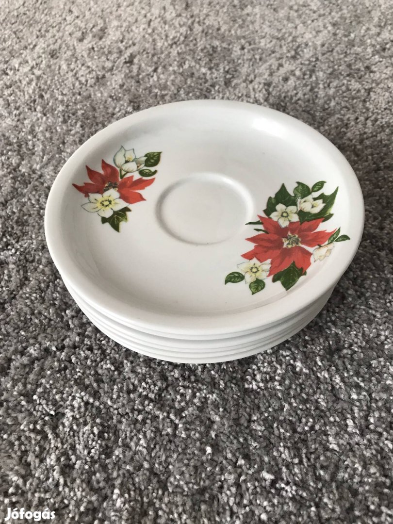 6 db. Zsolnay porcelán, mikulásvirágos teáscsésze alátét, átmérő 14 cm