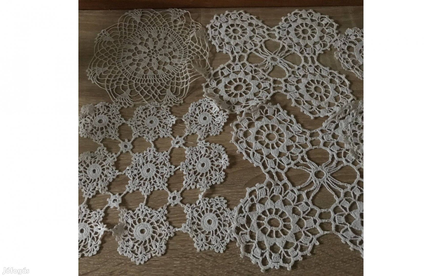 6 db régi horgolt terítő