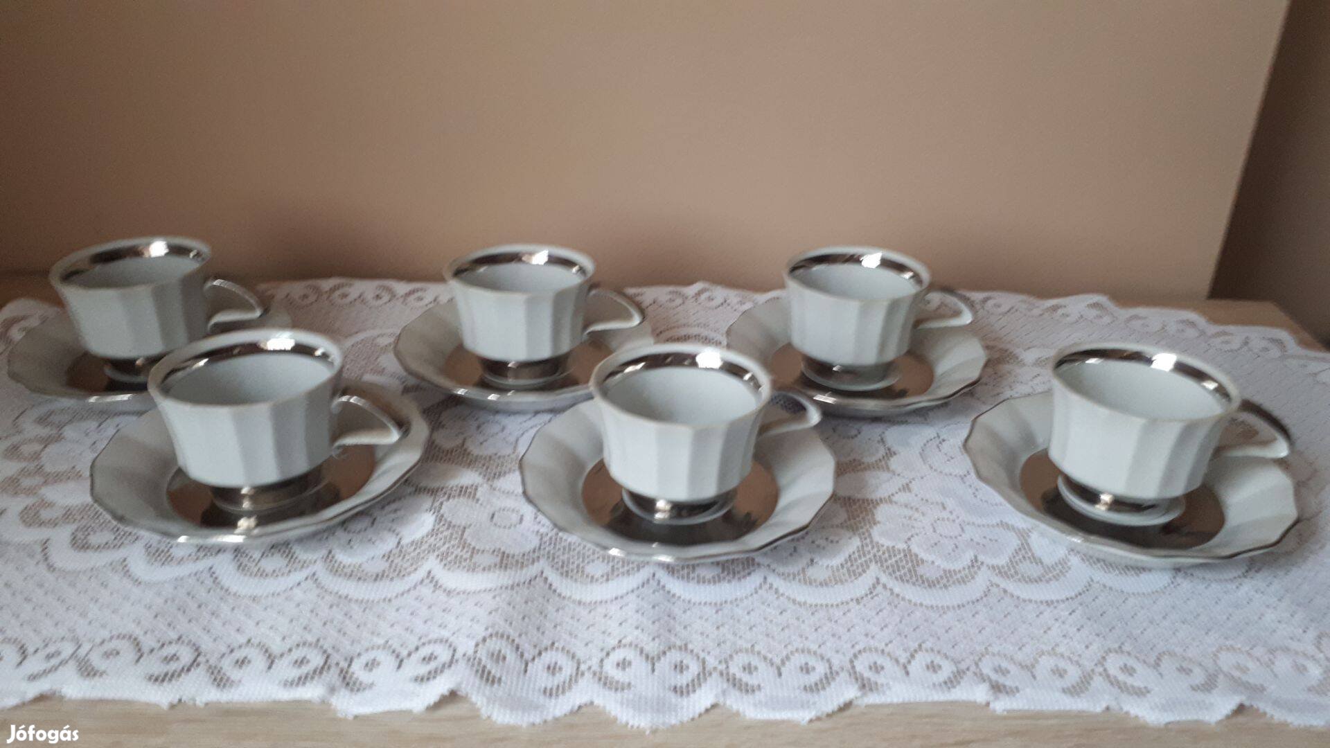 6 db új porcelán kávéscsésze alátéttel