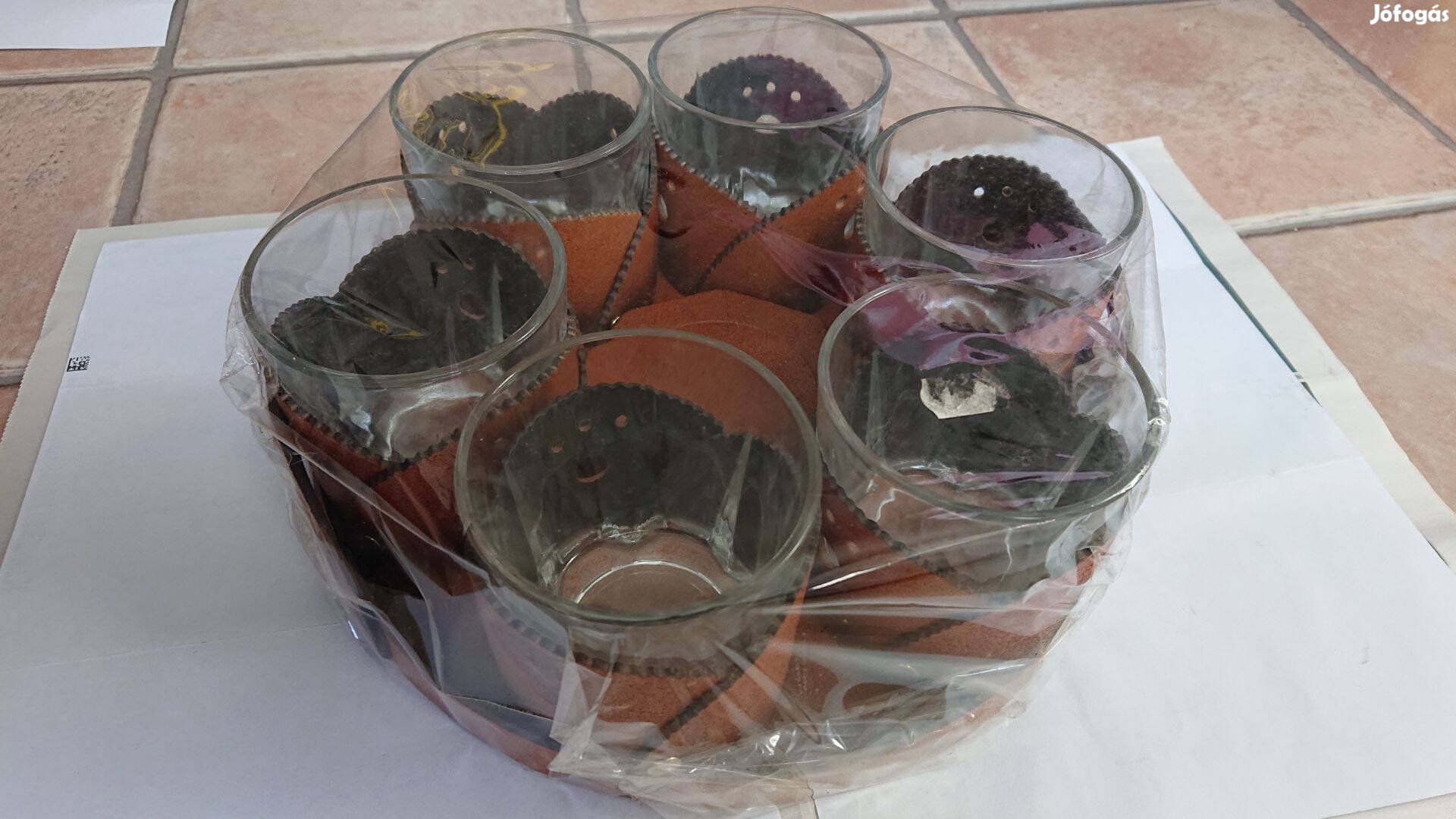 6 db whisky-s pohár bőrtokban, bőrtálcával + 6 bőr alátéttel