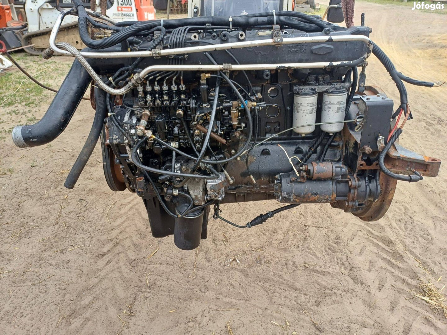 6 hengeres MAN motor