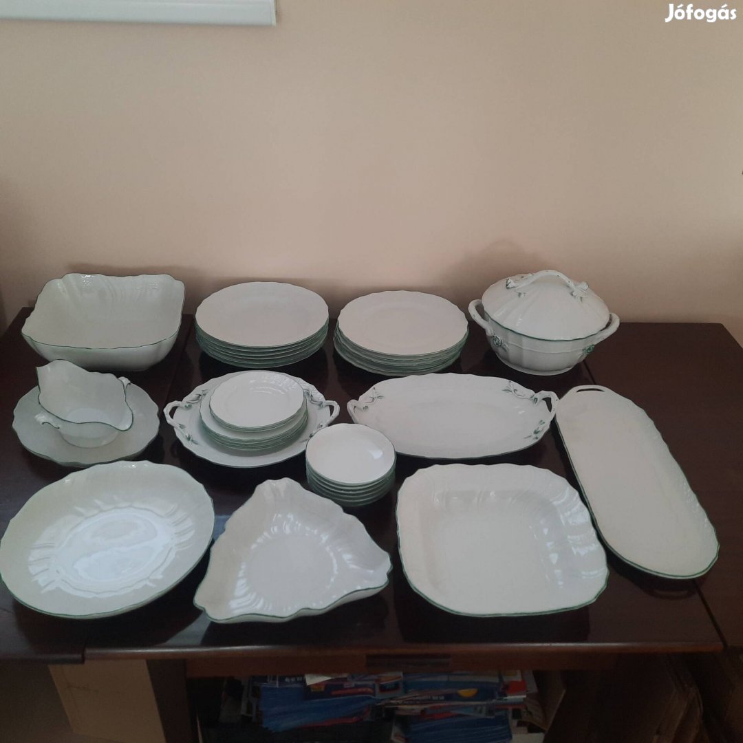 6 személyes Fehér Herendi porcelán étkészlet eladó