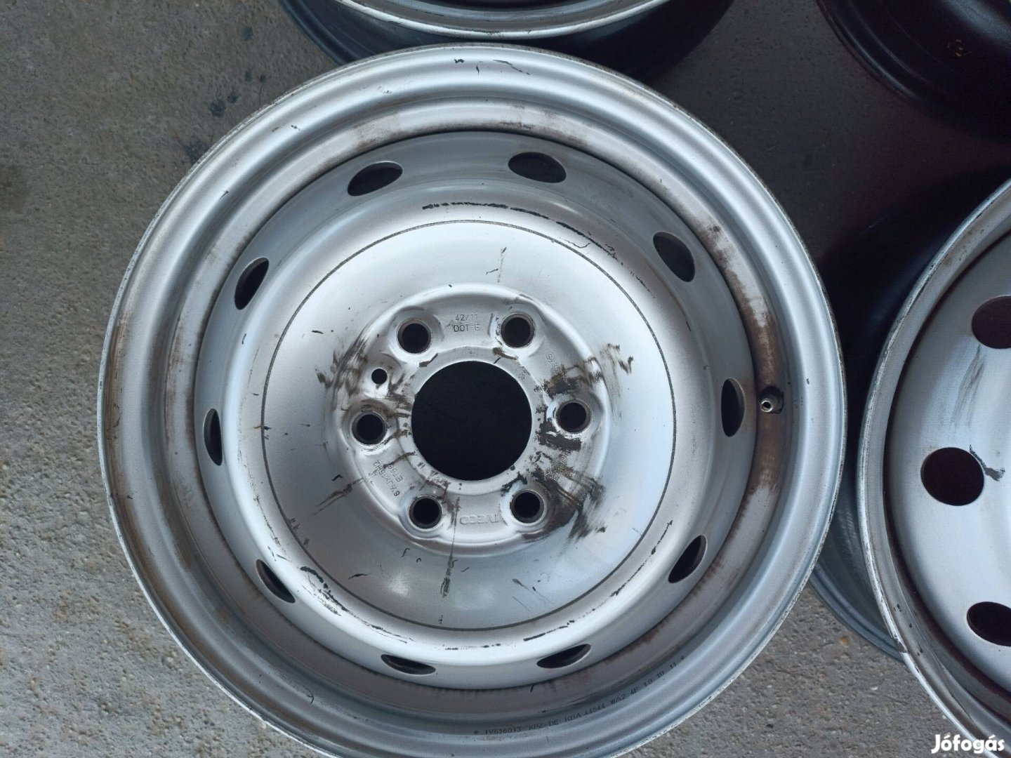 6x125 6,5x16" r16 et68 újszerű gyári Iveco lemezfelni