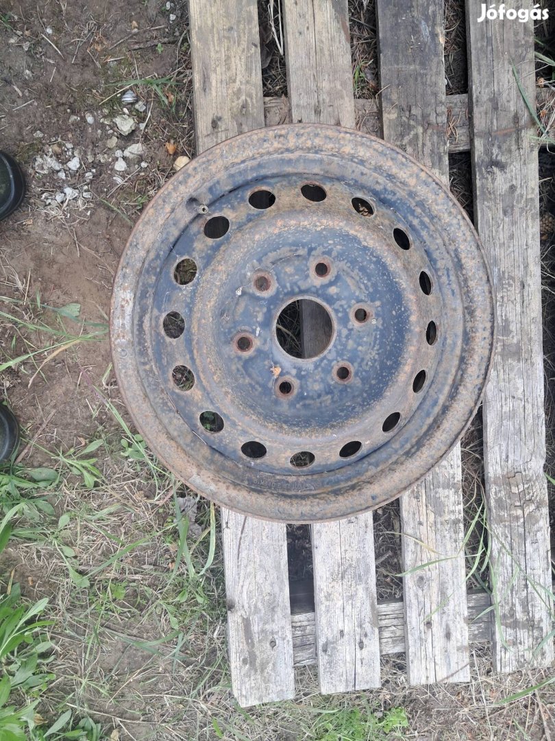 6x 130 15" Toyota Hiace felni 1db 6000ft