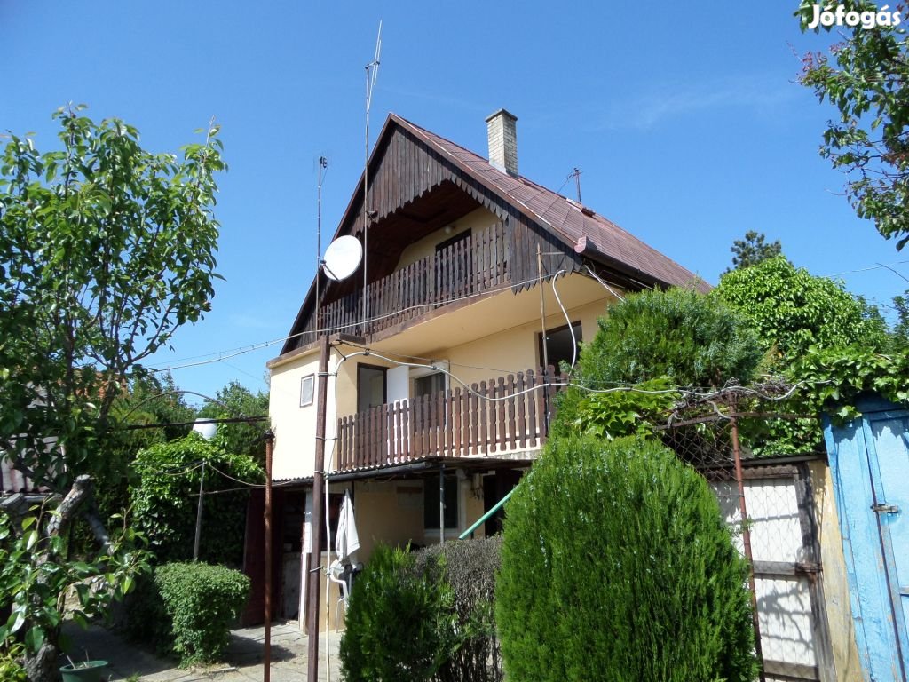70 nm-es ház eladó Pécs