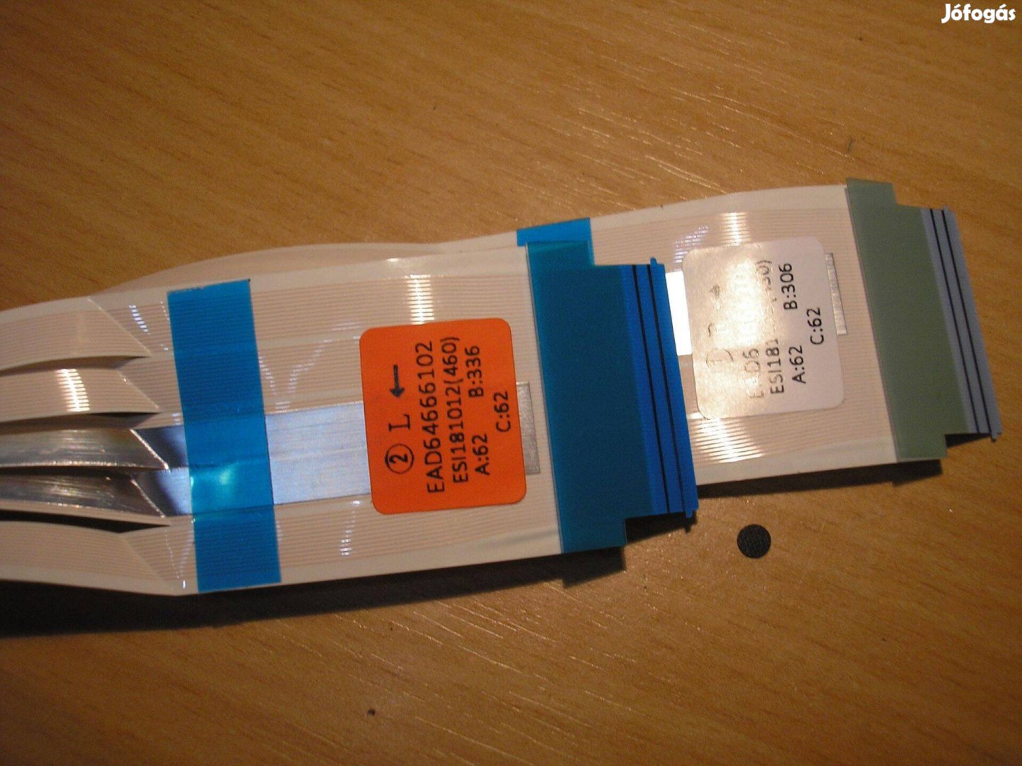 7168 LG 49UK6470PLC kijelző szalagkábel EAD64666101 EAD64666102