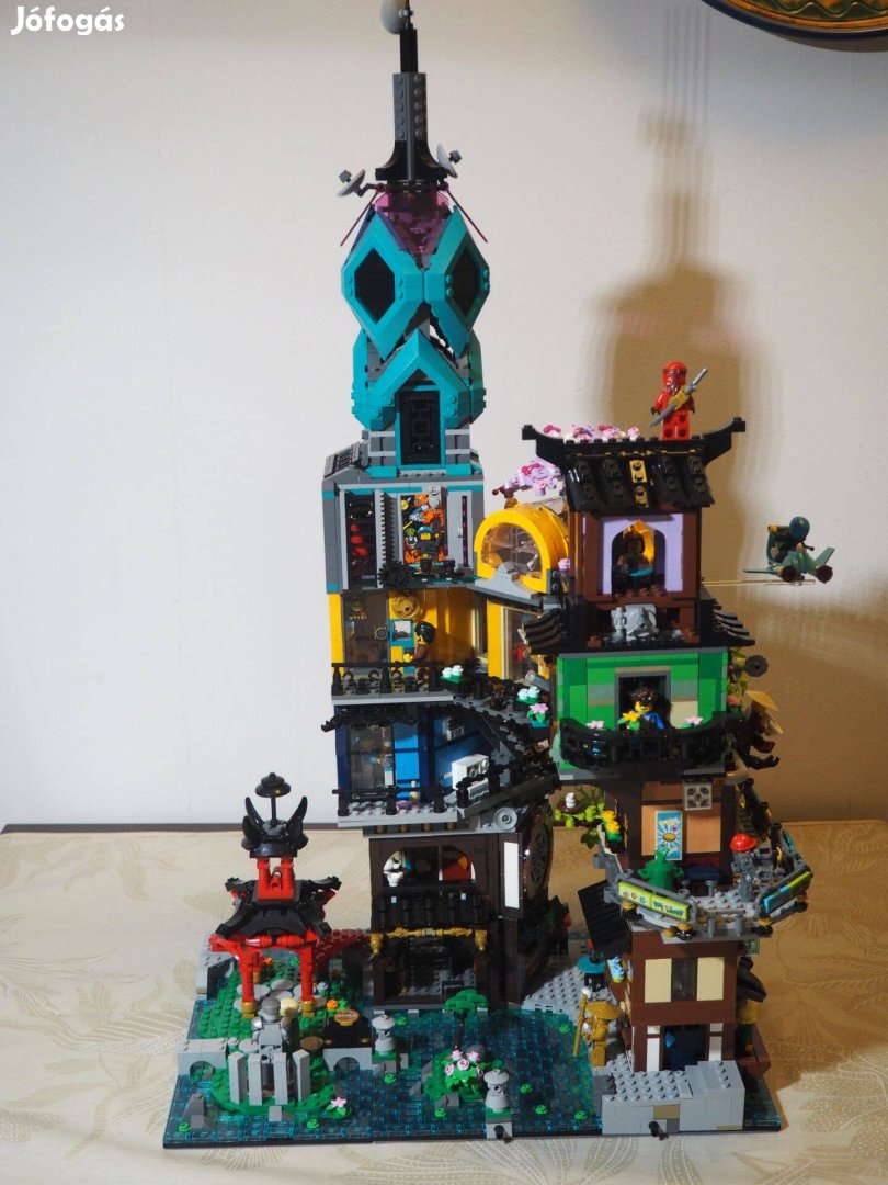 71741 LEGO Ninjago - Városi Lombház