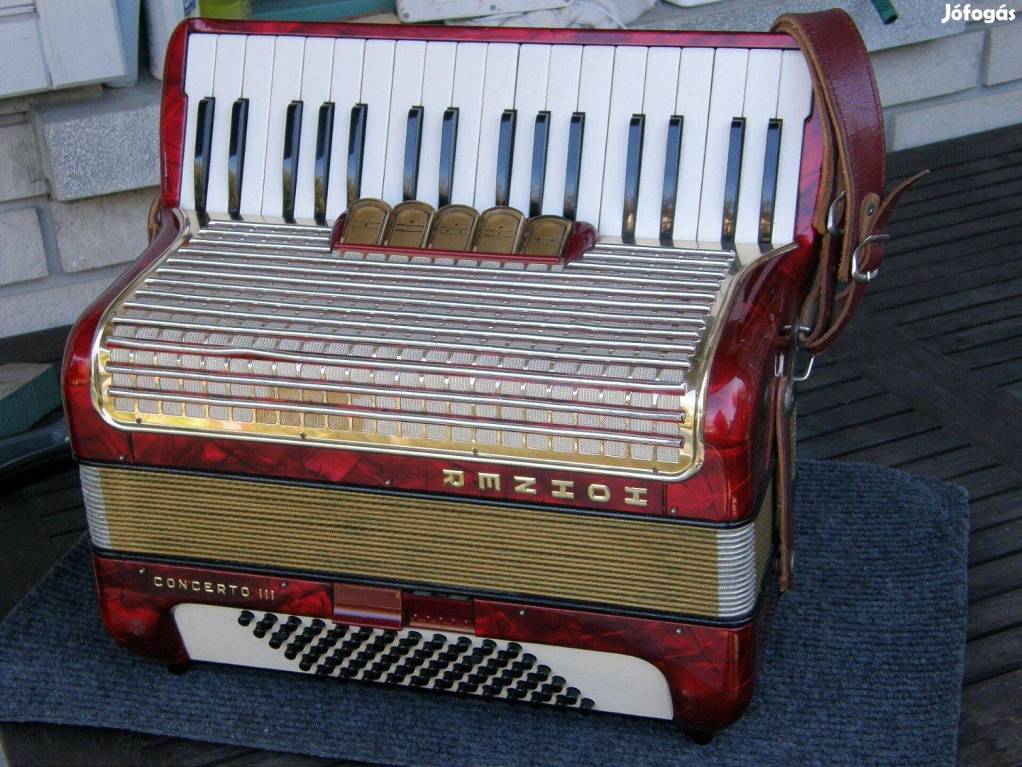 72 basszusos Hohner harmonika tangóharmonika