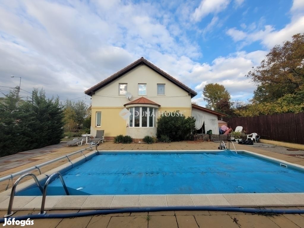 72 nm-es lakás eladó Üllő