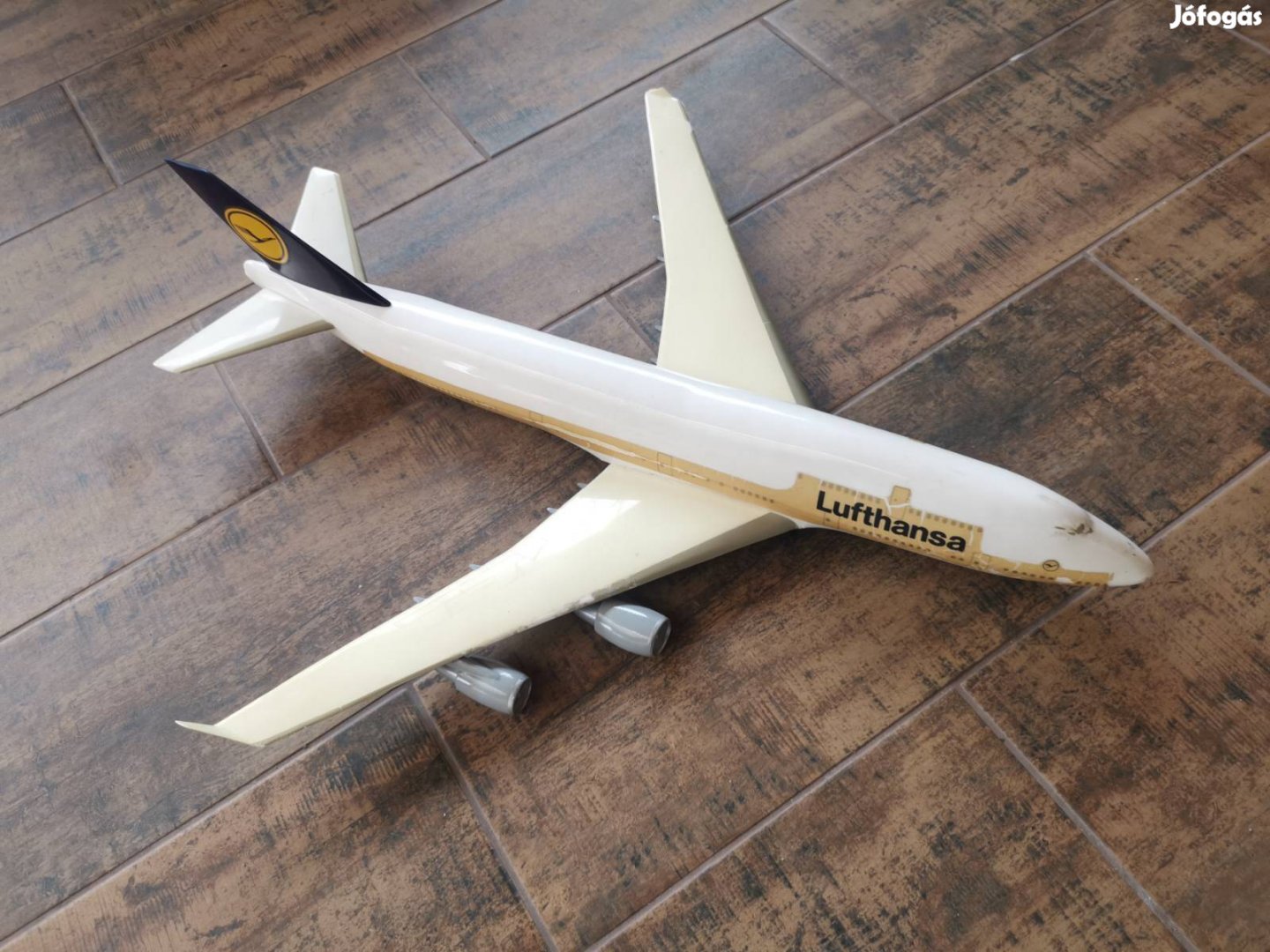747-es model 1:100 méret 