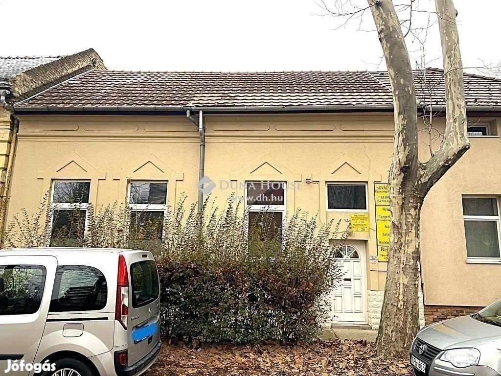 75 nm-es ház eladó Kecskemét