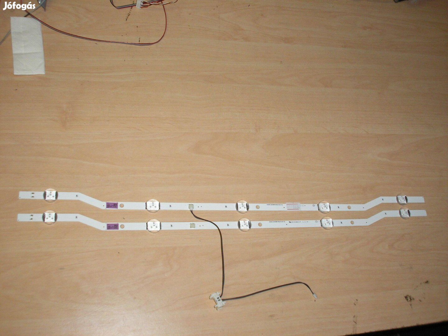 7676 Samsung UE32J4000 LED háttérfény V5DN-320SM0-R4