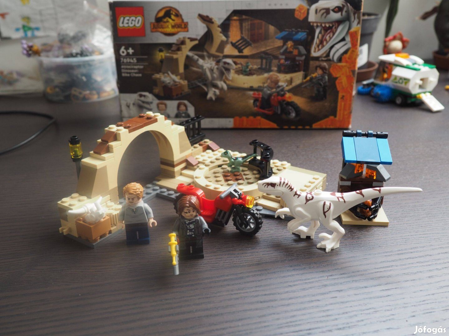 76945 LEGO Jurassic World - Atrociraptor dinoszaurusz motoros üldözés