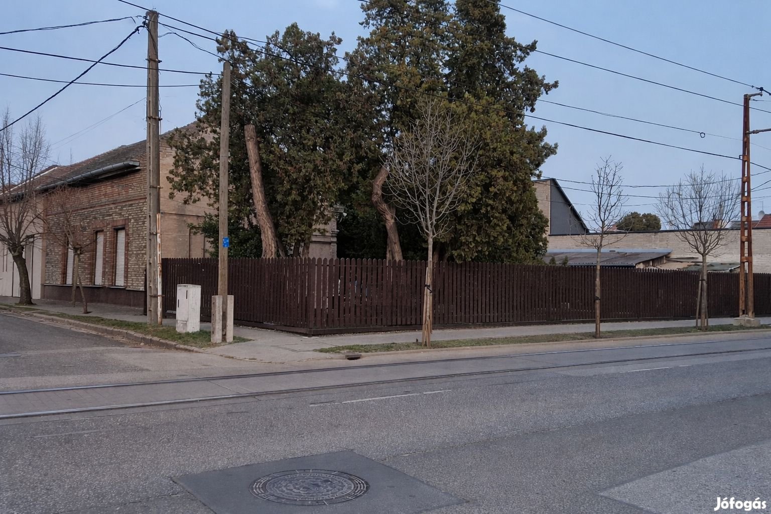 77nm-es, 2 szobás, 2 lakássá alakítható ingatlan ELADÓ a