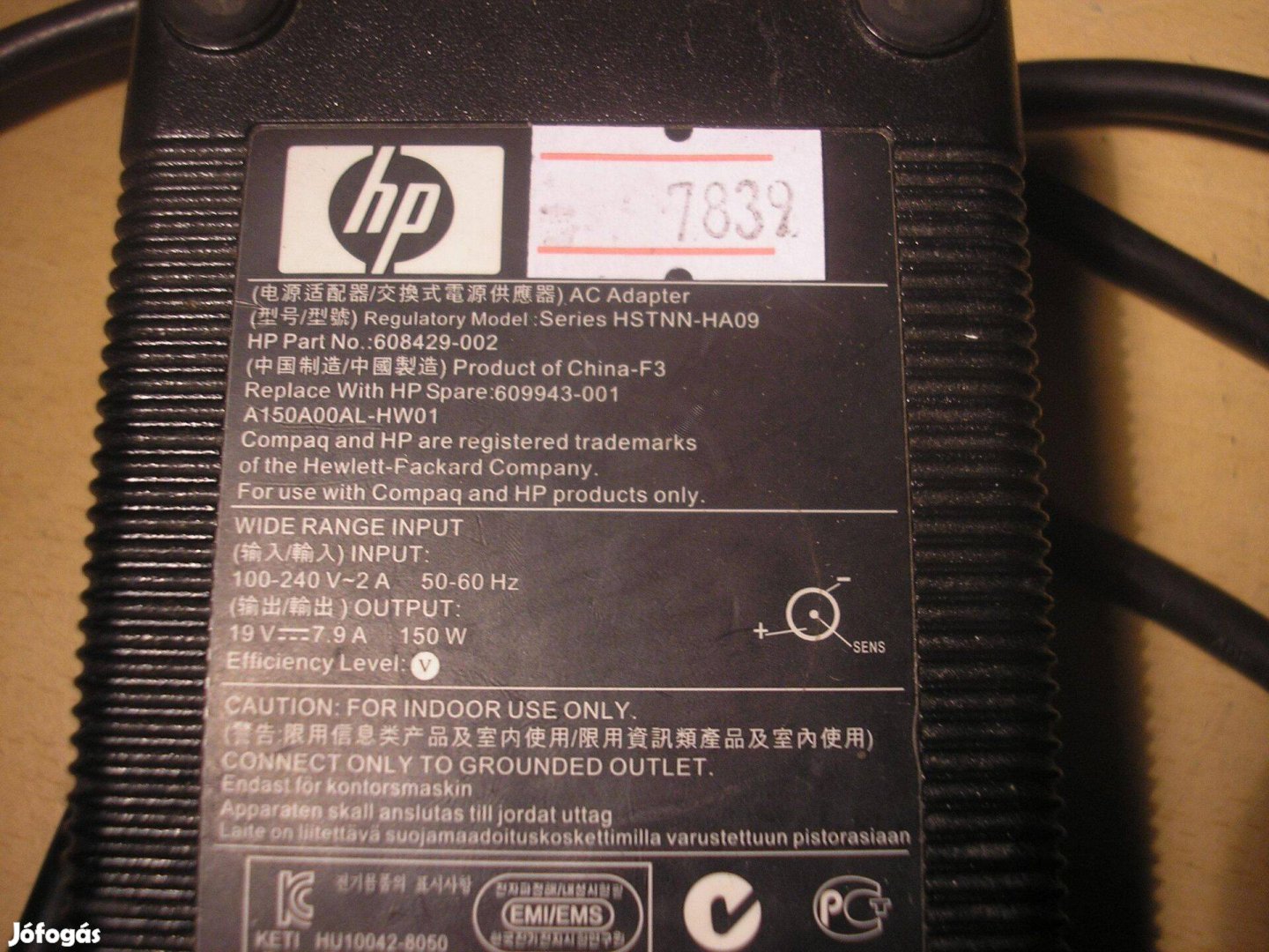 7839 HP Elitebook 8560w 8570w töltő tápegység adapter 19V 7.9A 608429-