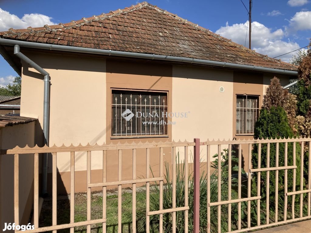 78 nm-es ház eladó Kecskemét