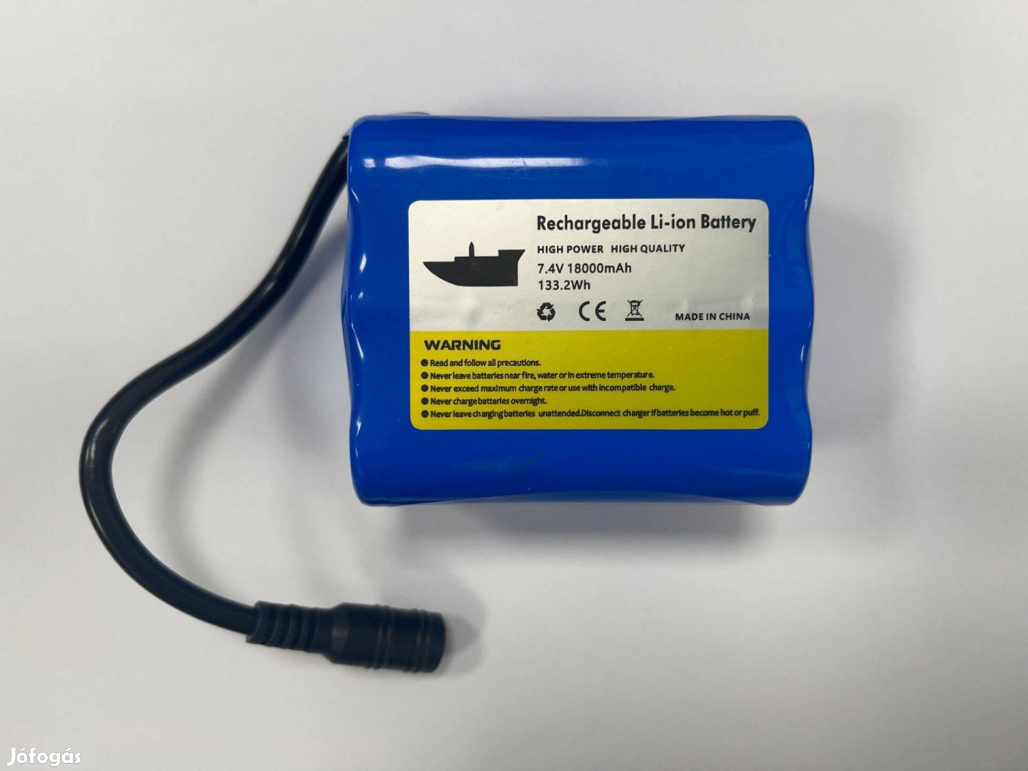 7,4V 18000 mAh etetőhajó akkumulátor