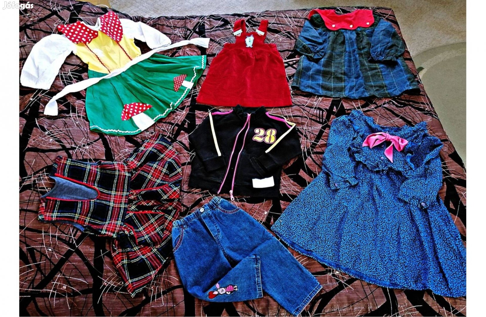 7 darabos kislány ruhacsomag