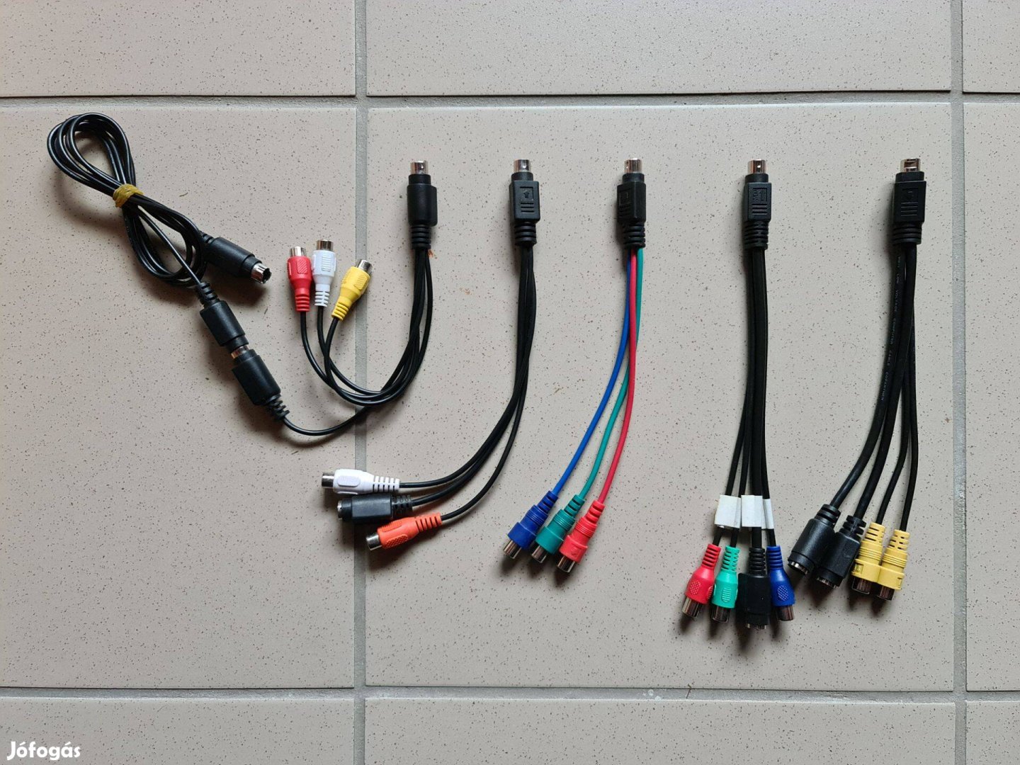 7 és 9 pin mini din - s video - rca átalakító adapter kábel