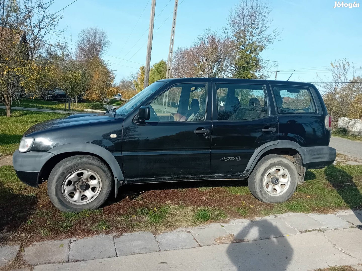 7 személyes Nissan Terrano 2 eladó