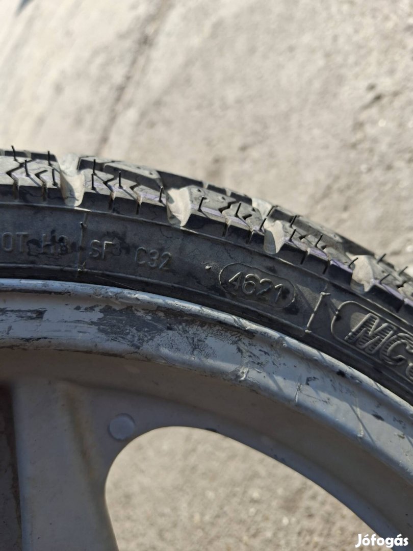 80/80 R14 motorkerékpár gumi Piaggio Free 