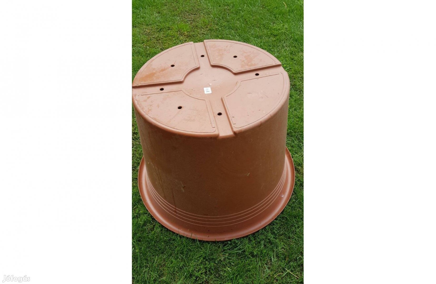 80x56 cm méretű 180 l virágcseráp alététtel