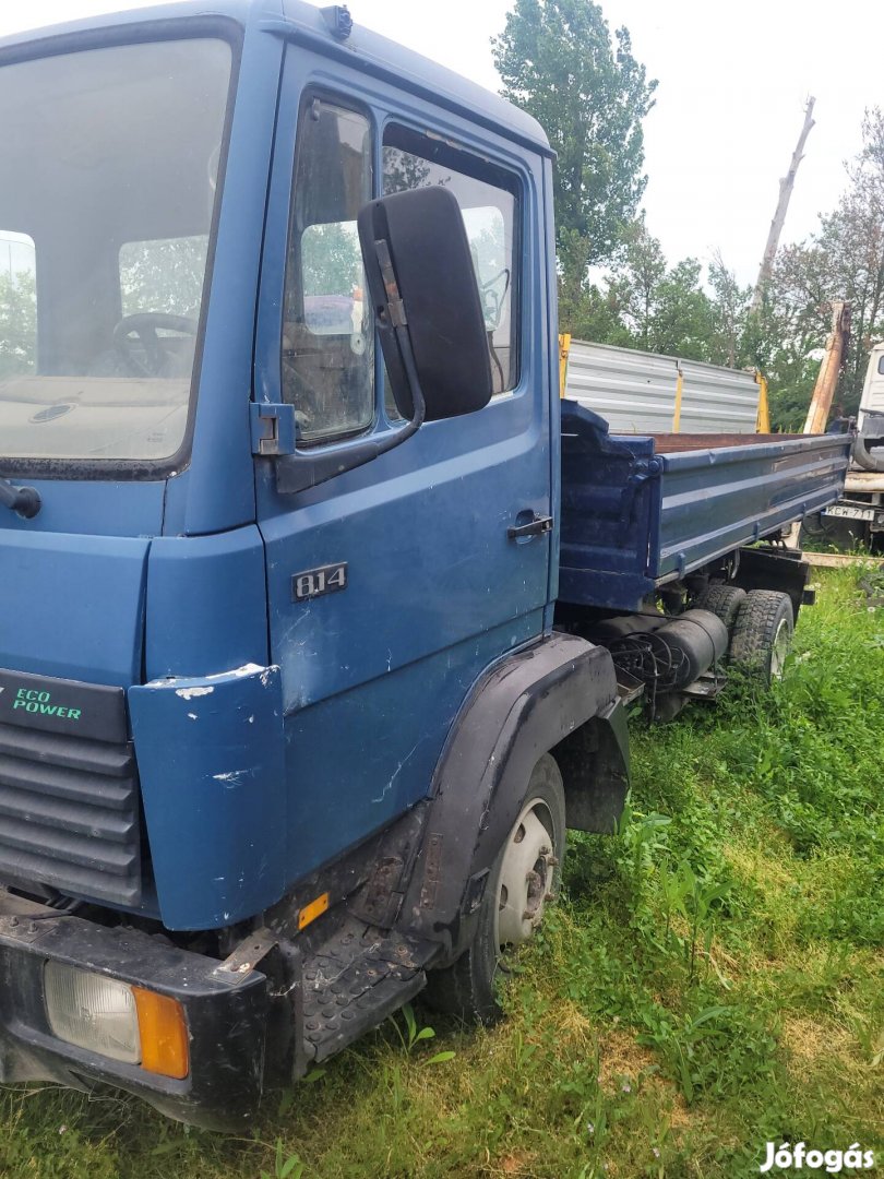 814 mercedesz billencs teherautó