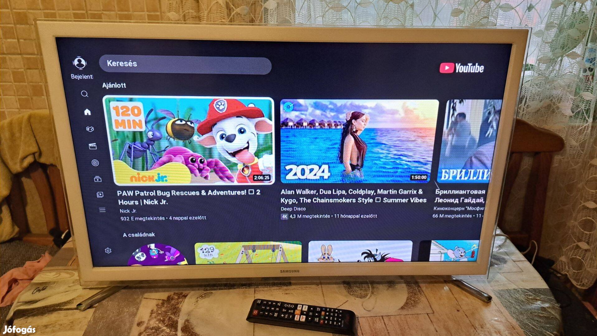 81 CM Képátlós Samsung Wifis Okos SMART TV