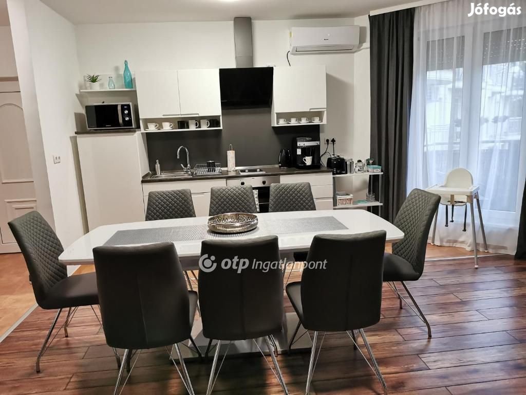 82 nm-es lakás eladó Hajdúszoboszló