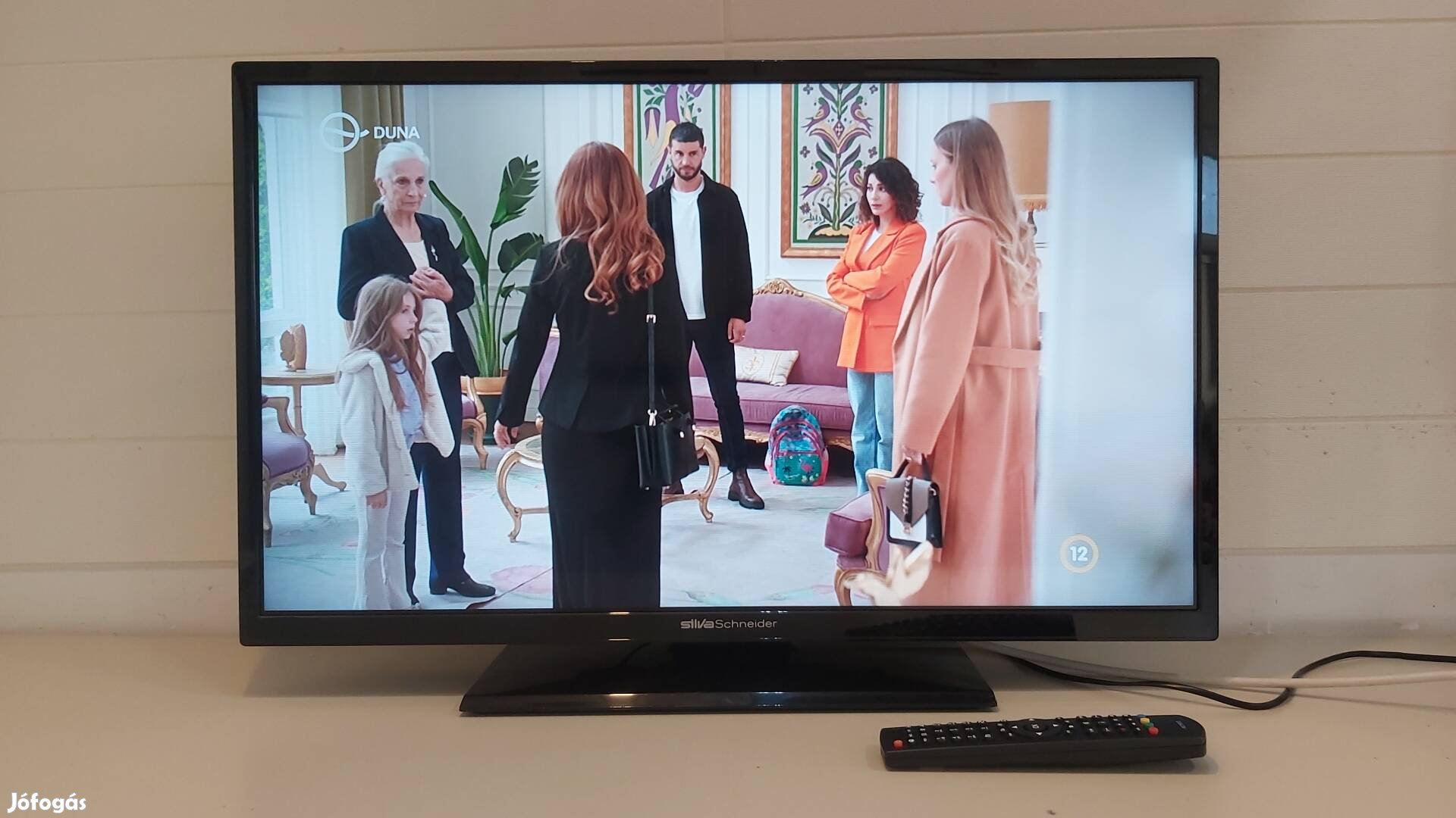 82cm-es Schneider LED tv hibátlan állapotban eladó