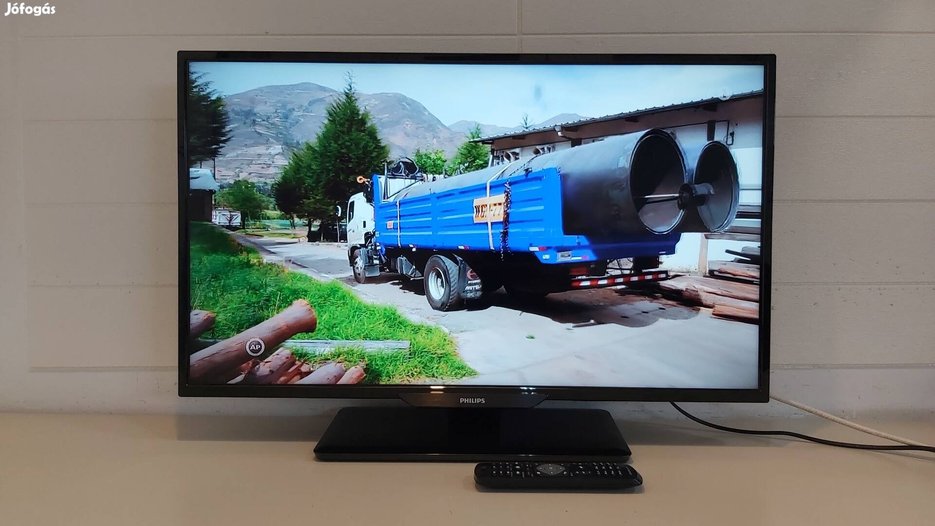 82cm-es,full-HD Philips LED tv hibátlan állapotban eladó