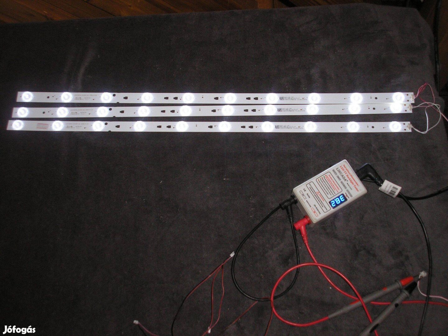 8391 Strong 32 LED háttérfény szett LED315D10-ZC21DF-02