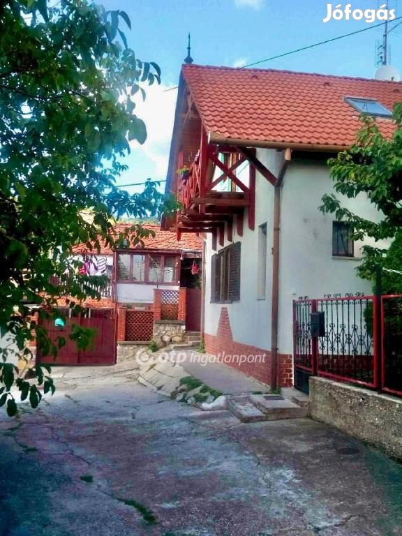 85 nm-es ház eladó Pécs