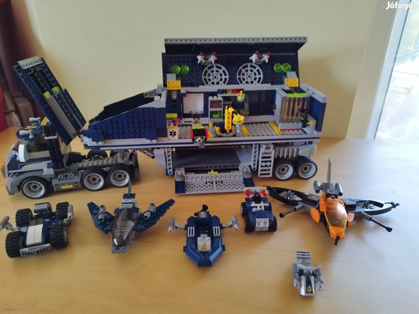 8635 - LEGO 6. küldetés: Mozgó parancsnoki központ