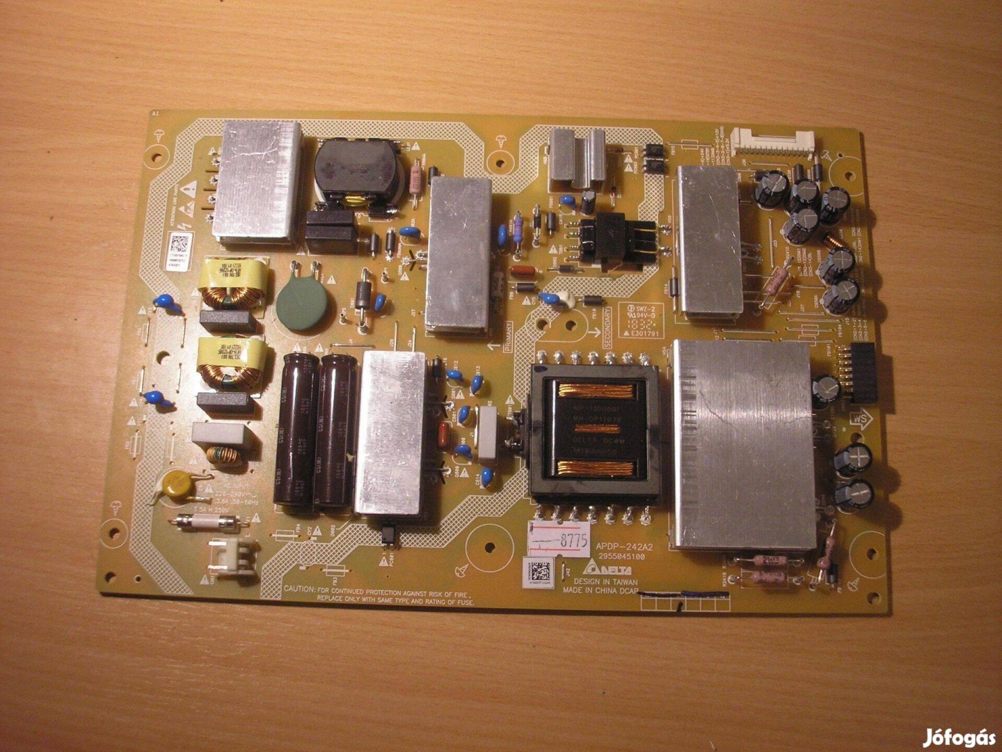 8775 Grundig 55 GUB 9980 tápegység Delta Apdp-242A2 Zyr910R-1 2955045
