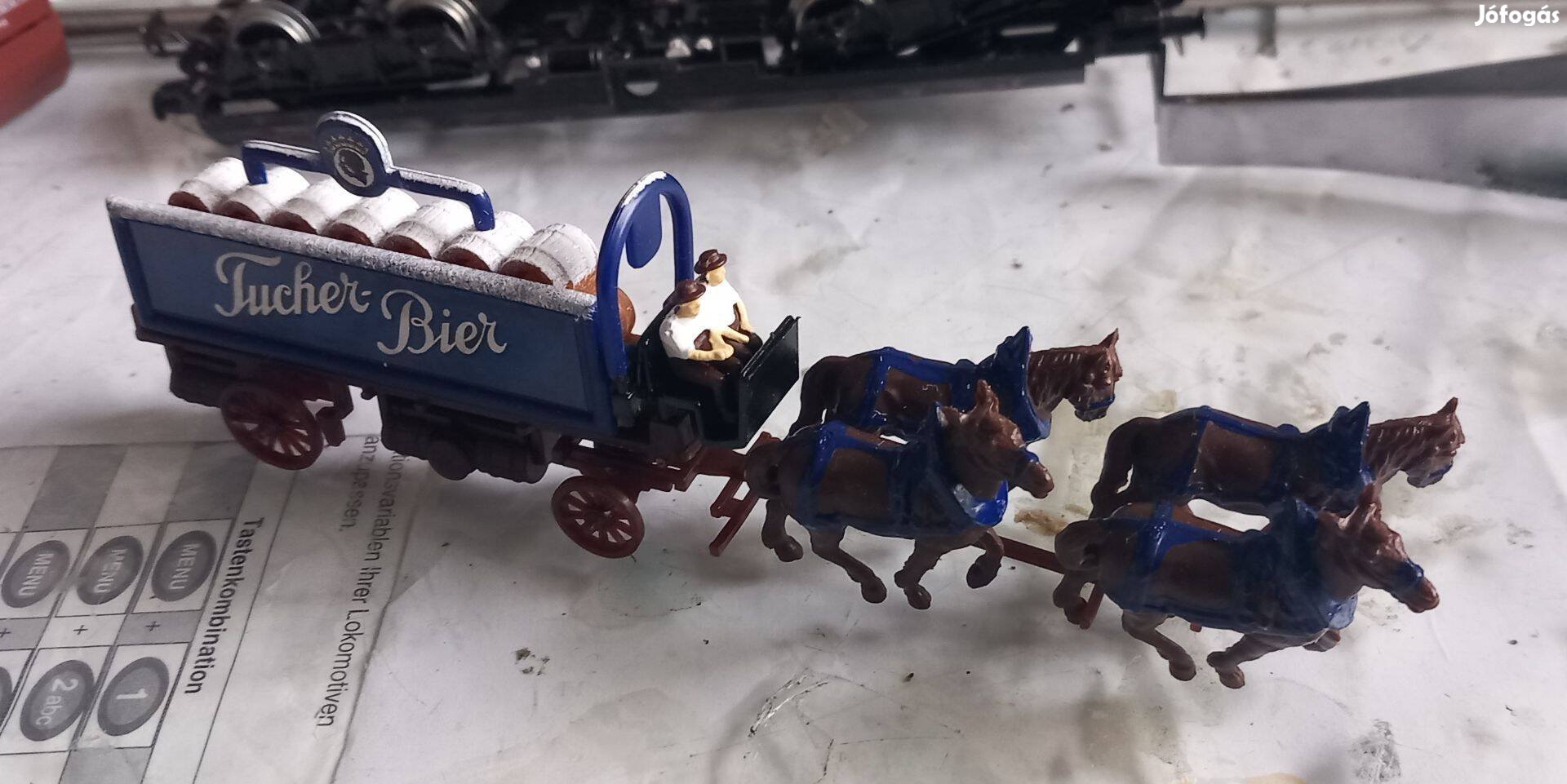 8800 Preiser? sörös lovaskocsi 1/87