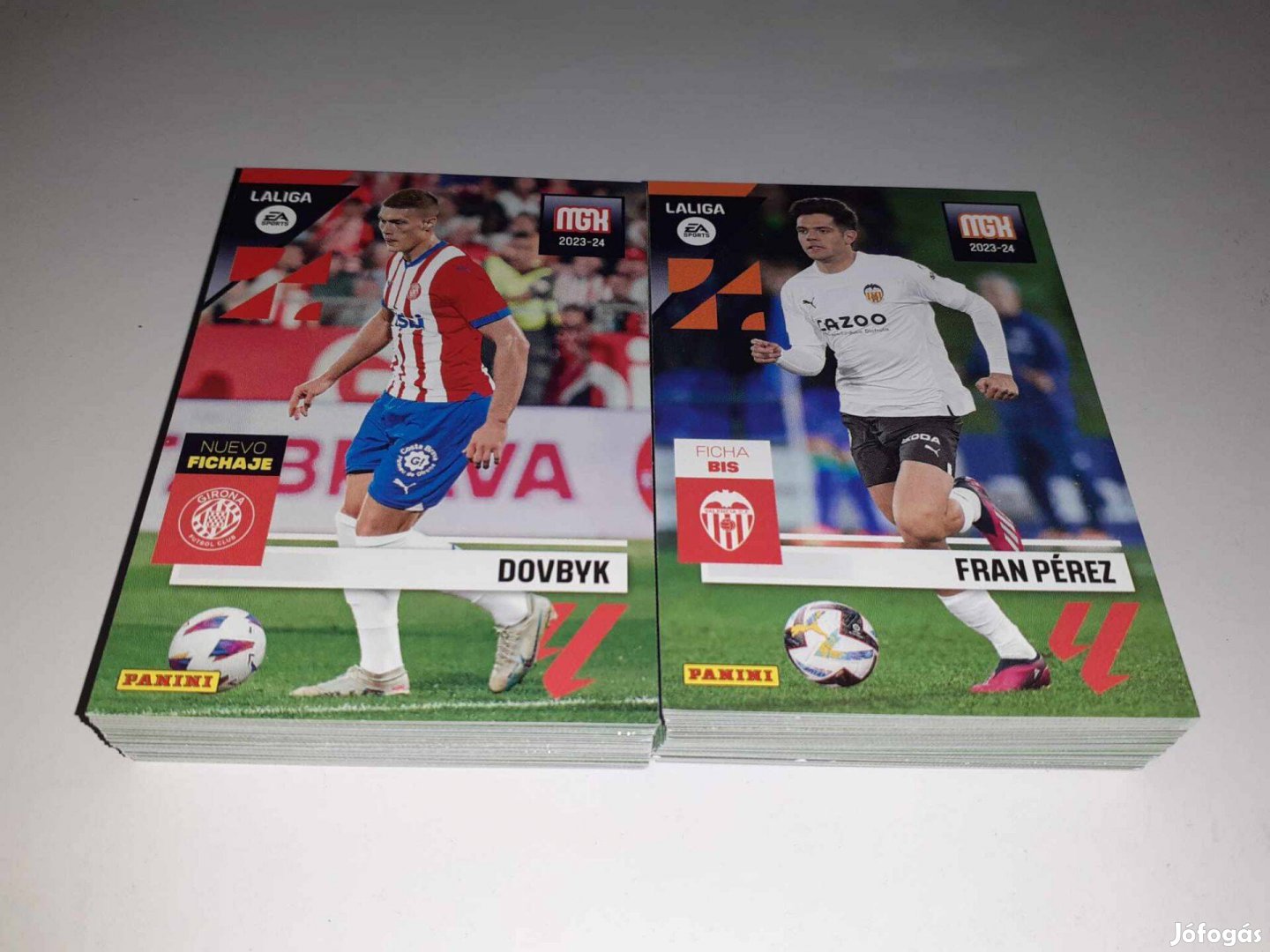 88 db különböző Panini Megacracks focis kártya