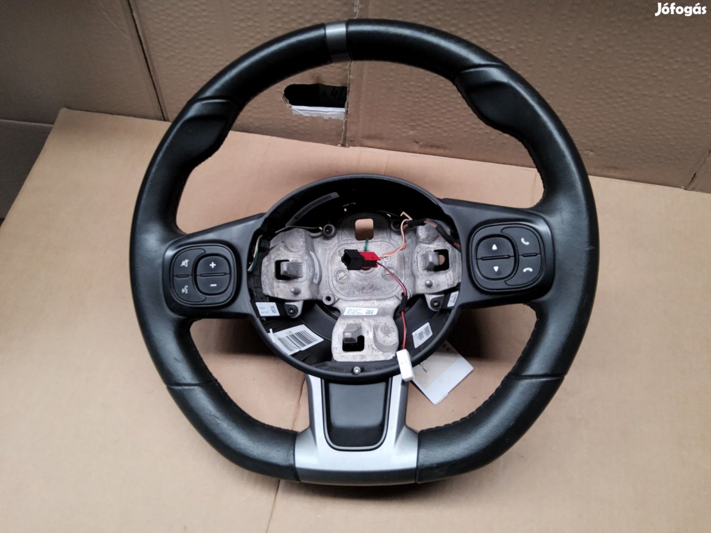 89773 Abarth 500, Fiat 500 2015- Fekete multikormányos bőr